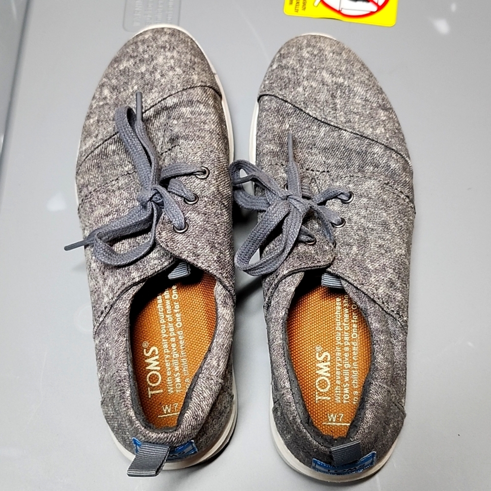 Tom's Shoes